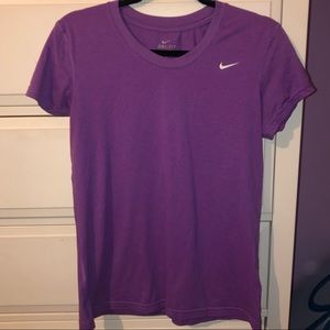 women’s dri fit nike top